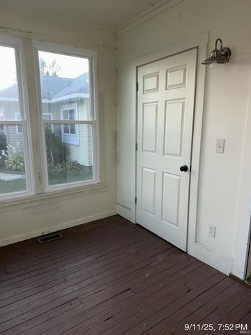 68 E Washington Avenue, Peru, IN 46970