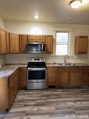 68 E Washington Avenue, Peru, IN 46970