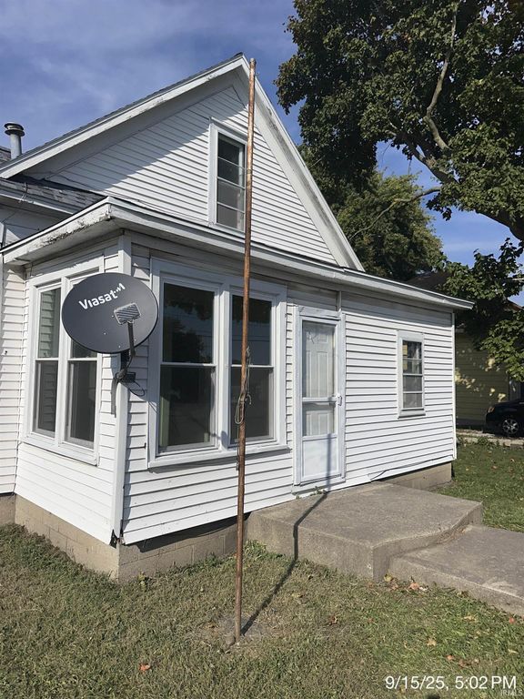 68 E Washington Avenue, Peru, IN 46970