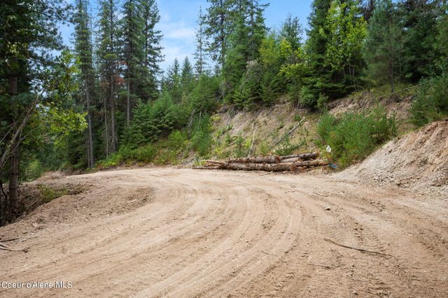 872 South Fork Ridge Rd, Smelterville, ID 83868