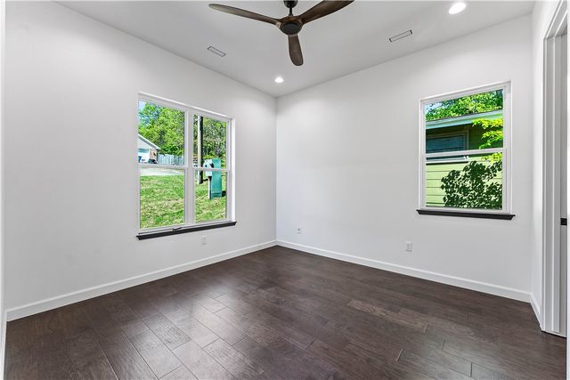 71 York Drive, Bella Vista, AR 72714