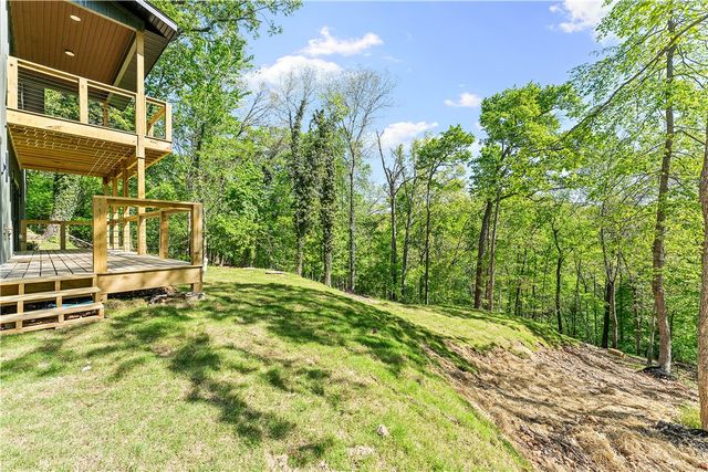 71 York Drive, Bella Vista, AR 72714
