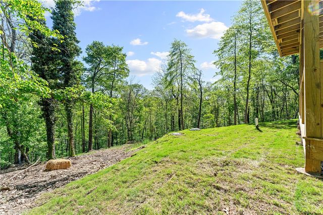 71 York Drive, Bella Vista, AR 72714