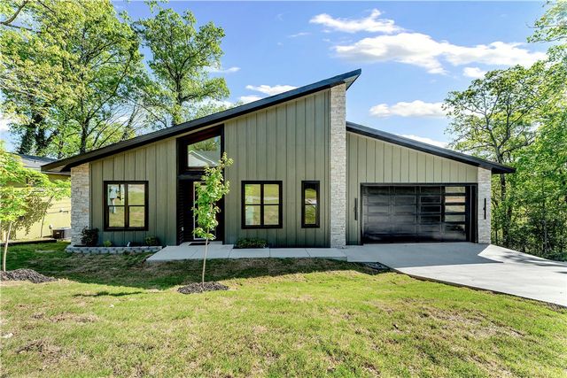 71 York Drive, Bella Vista, AR 72714