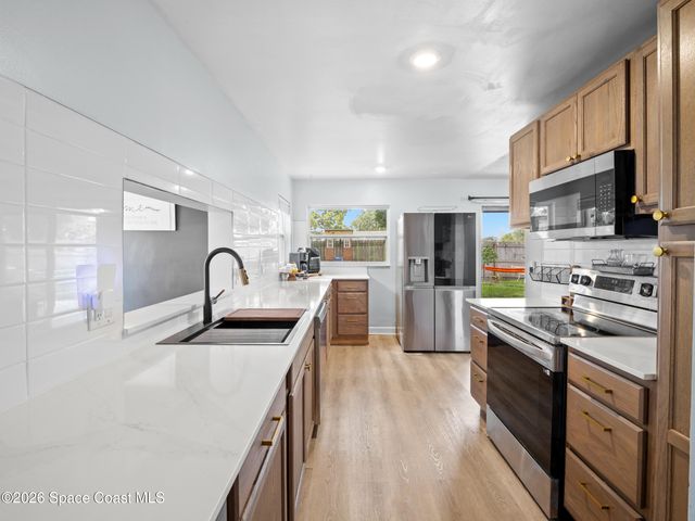 1680 Clover Circle, Melbourne, FL 32935