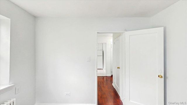 144-37 79th ave 1R, Kew Garden Hills, NY 11367