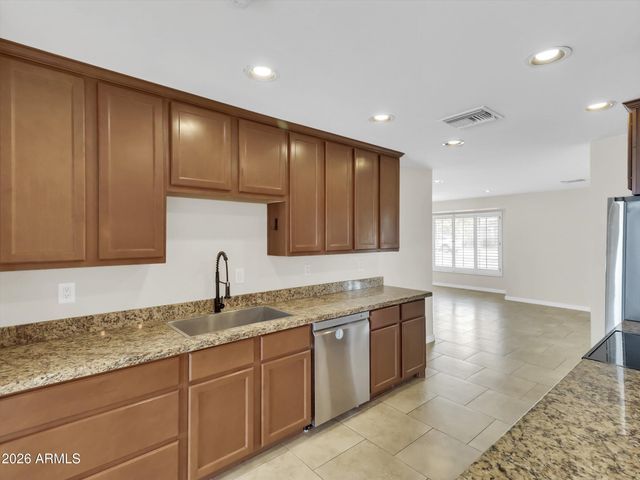 6036 N 8TH Street, Phoenix, AZ 85014