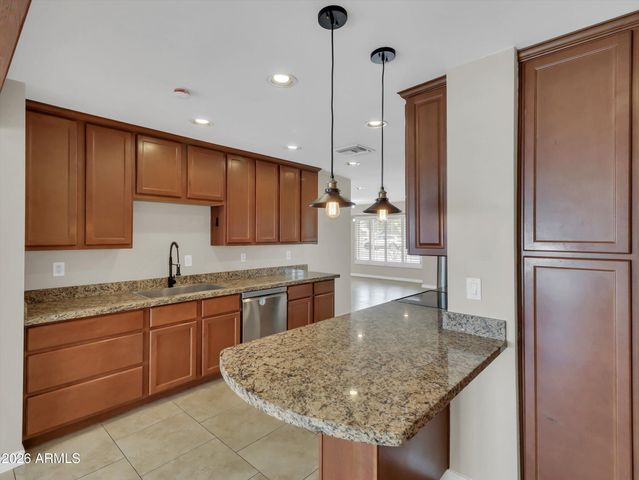 6036 N 8TH Street, Phoenix, AZ 85014