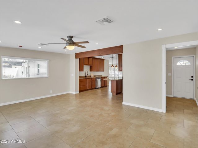 6036 N 8TH Street, Phoenix, AZ 85014
