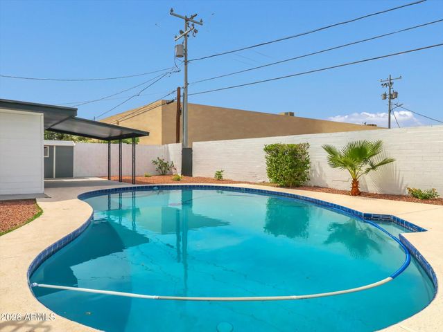 6036 N 8TH Street, Phoenix, AZ 85014