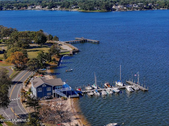 712 Radnor Avenue, Pine Beach, NJ 08741