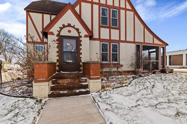 421 Manitowoc STREET, Reedsville, WI 54230