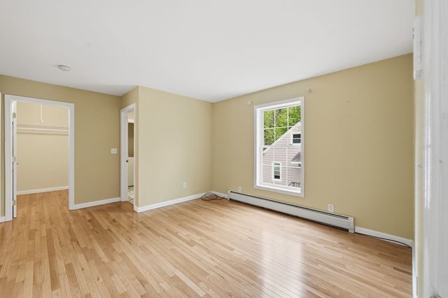 6 White Birch Dr, Worcester, MA 01602