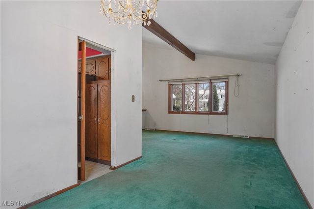 6536 Duneden Avenue, Solon, OH 44139