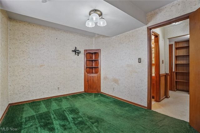 6536 Duneden Avenue, Solon, OH 44139