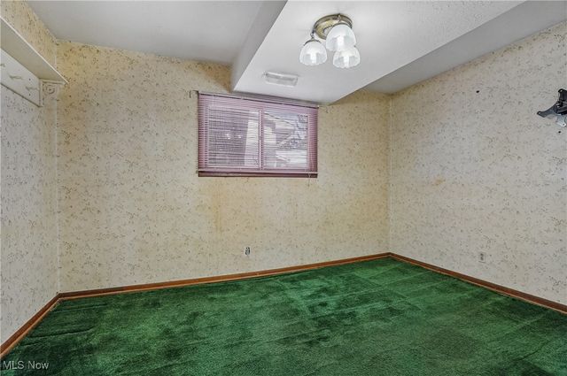 6536 Duneden Avenue, Solon, OH 44139