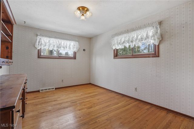 6536 Duneden Avenue, Solon, OH 44139