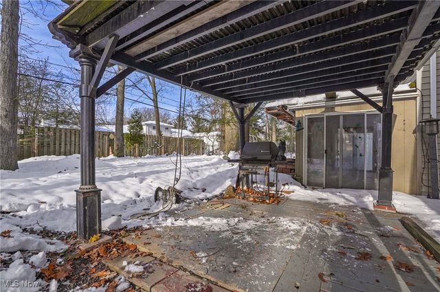 6536 Duneden Avenue, Solon, OH 44139