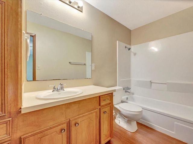 302 Forest Creek Drive, Lufkin, TX 75901