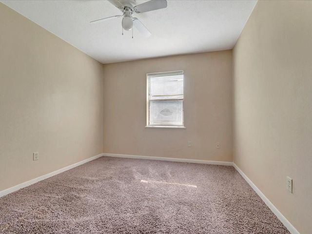 302 Forest Creek Drive, Lufkin, TX 75901