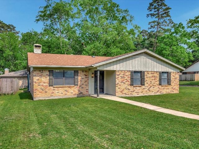 302 Forest Creek Drive, Lufkin, TX 75901