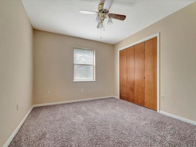 302 Forest Creek Drive, Lufkin, TX 75901