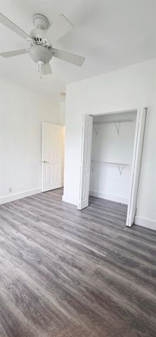 8320 Lagos De Campo Boulevard, Tamarac, FL 33321