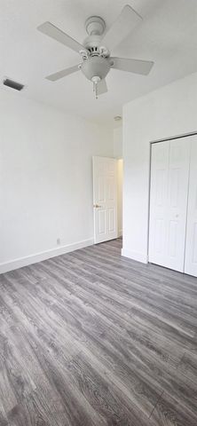 8320 Lagos De Campo Boulevard, Tamarac, FL 33321