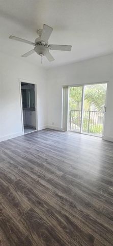 8320 Lagos De Campo Boulevard, Tamarac, FL 33321