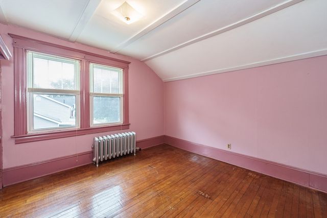 82-1/2 W Silver St, Westfield, MA 01085