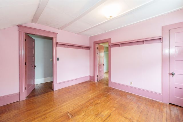 82-1/2 W Silver St, Westfield, MA 01085