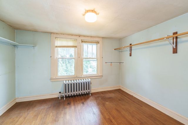 82-1/2 W Silver St, Westfield, MA 01085