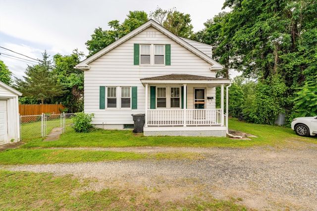 82-1/2 W Silver St, Westfield, MA 01085