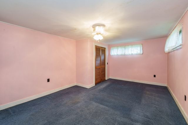 82-1/2 W Silver St, Westfield, MA 01085