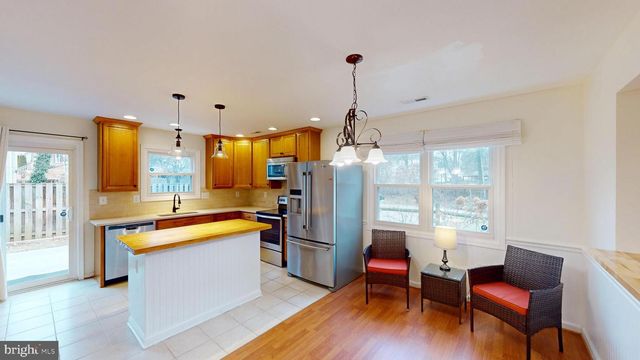 8576 ADAMSON ST, Manassas, VA 20110