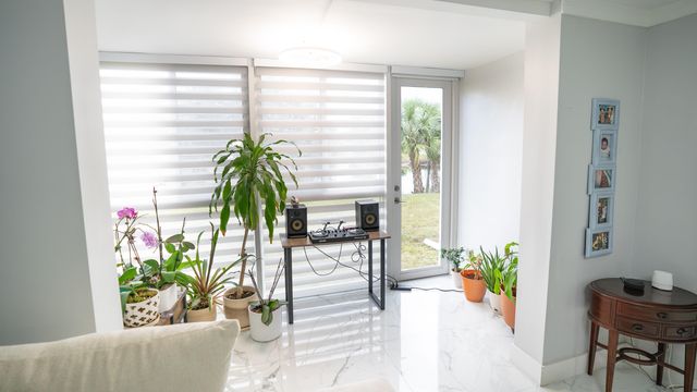 8285 Sunrise Lakes Boulevard 110, Sunrise, FL 33322