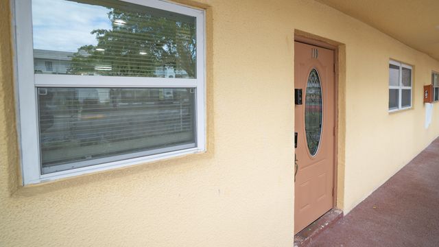 8285 Sunrise Lakes Boulevard 110, Sunrise, FL 33322