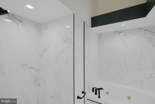 2020 MASTERS DR, Baltimore, MD 21209