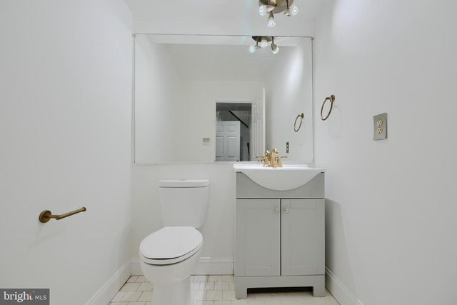 2020 MASTERS DR, Baltimore, MD 21209