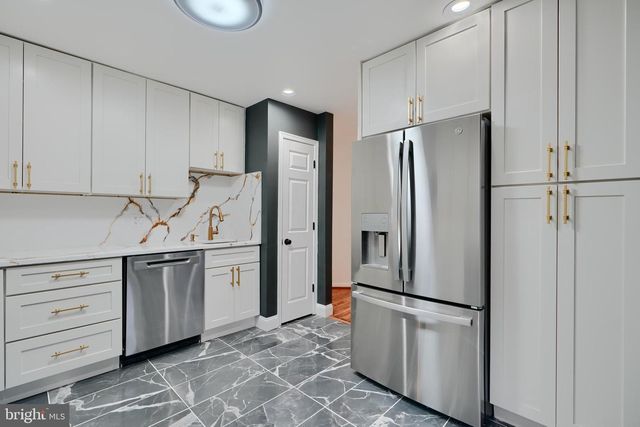 2020 MASTERS DR, Baltimore, MD 21209