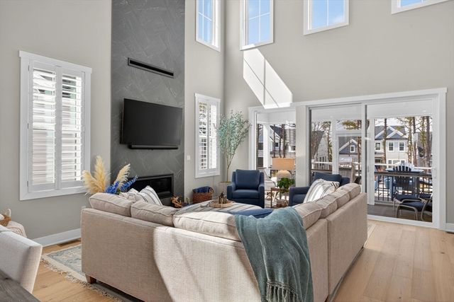 19 Owls Nest, Plymouth, MA 02360