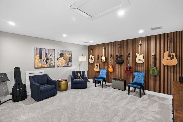 19 Owls Nest, Plymouth, MA 02360