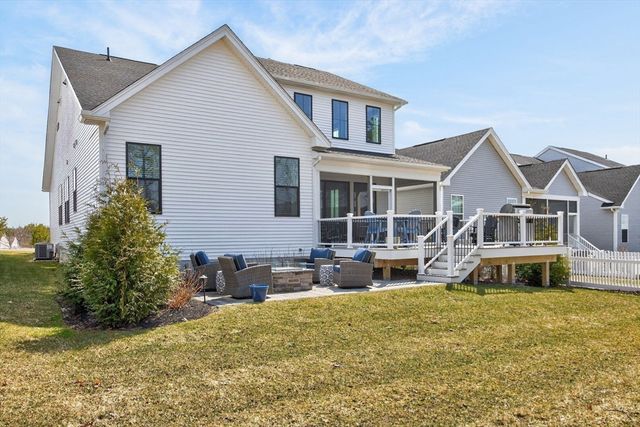 19 Owls Nest, Plymouth, MA 02360