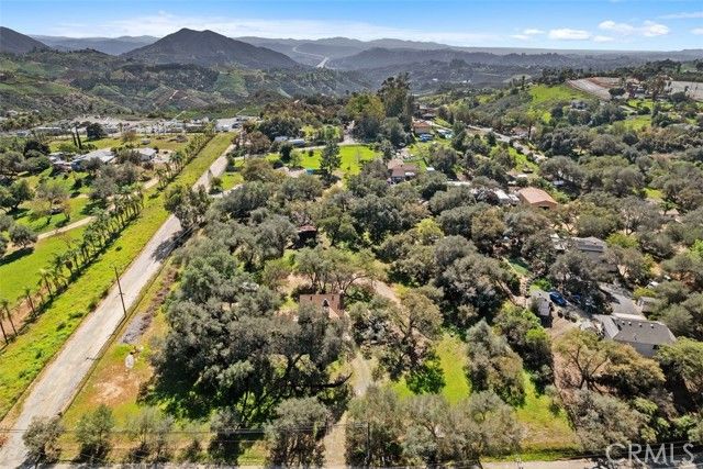 1239 Rainbow Valley Boulevard, Fallbrook, CA 92028