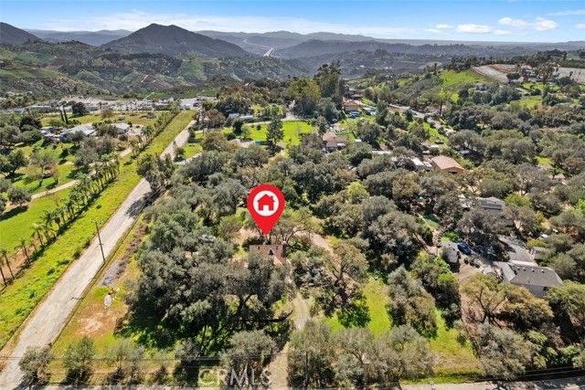 1239 Rainbow Valley Boulevard, Fallbrook, CA 92028