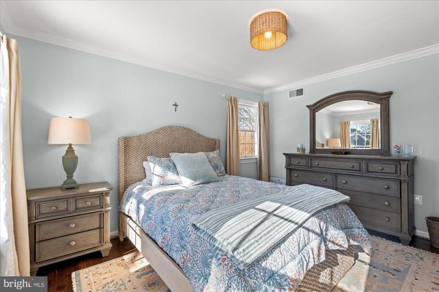 2100 WITTINGTON BLVD, Alexandria, VA 22308