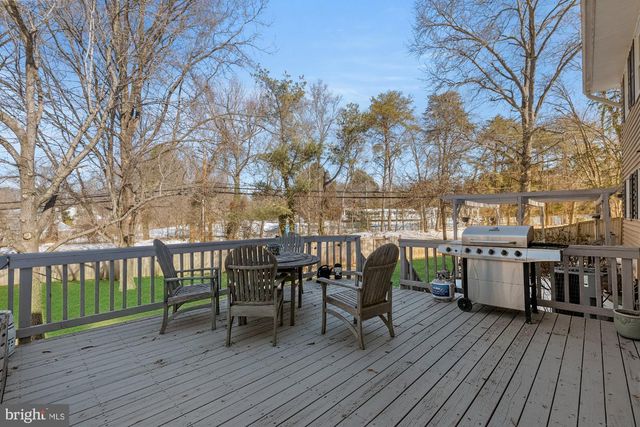 2100 WITTINGTON BLVD, Alexandria, VA 22308