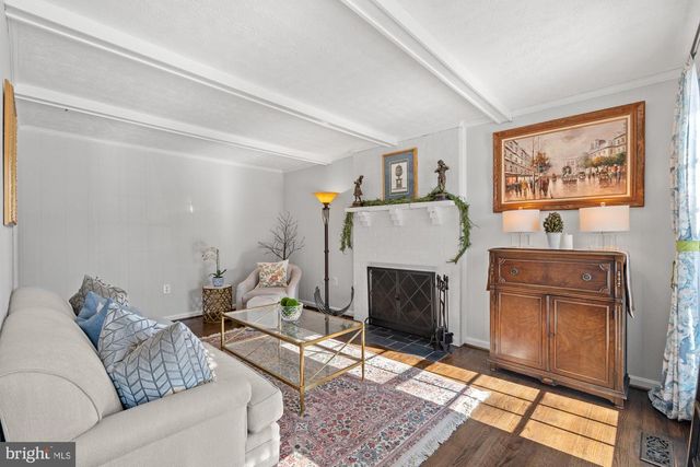 2100 WITTINGTON BLVD, Alexandria, VA 22308