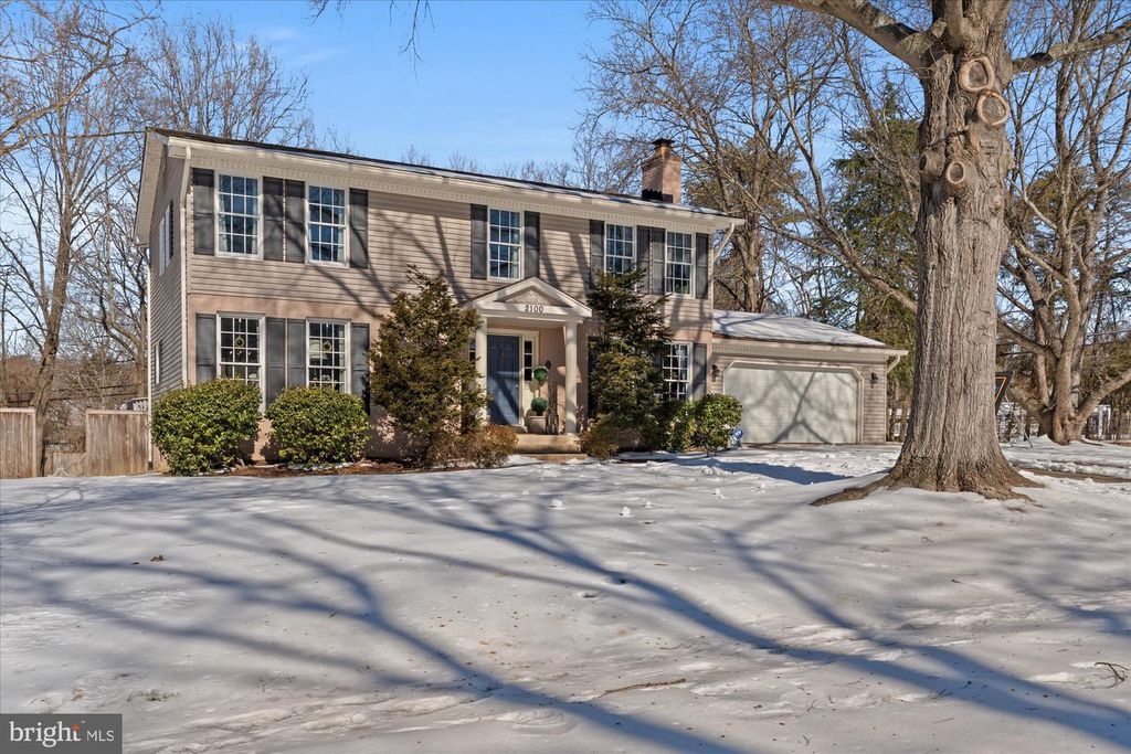 2100 WITTINGTON BLVD, Alexandria, VA 22308