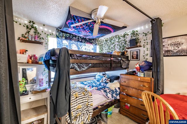 745 Azalea St, Lebanon, OR 97355